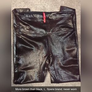 Spanx brand leggings, large